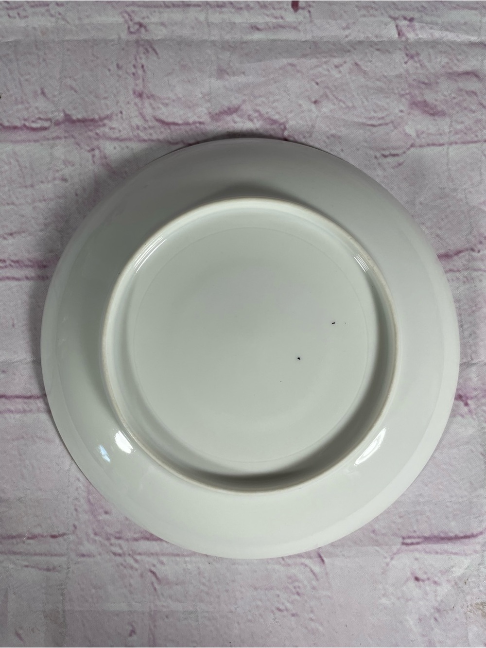 Vintage Floral and Butterfly Gold Trim Porcelain Teacup and Saucer Set - Picture 8 of 11